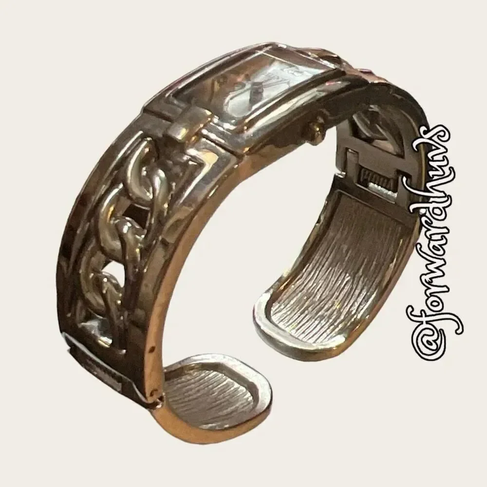 Ellen Tracy this silver